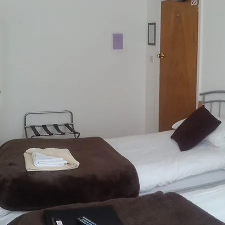 Guest house Oasis House Falmouth