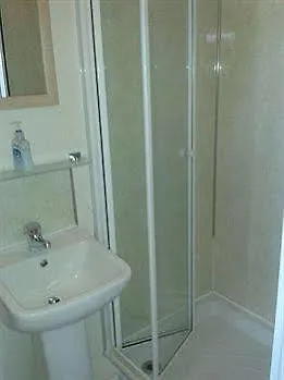 Oasis House Guest house 3*